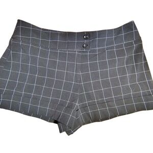 Black White Grid Pattern High Waisted Cuffed Shorts Size 11 12 summer chic